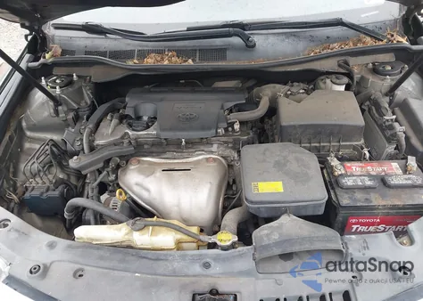 2012 Toyota Camry Xle z USA, uszkodzony, nr VIN 4T4BF1FK8CR207384